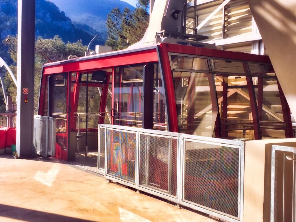 cable car cabin