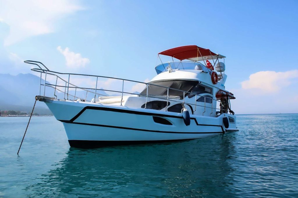 marina yacht rental